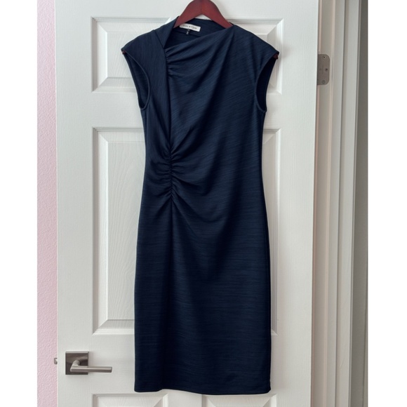 Halston Side-ruched Asymmetric Neckline Midi Dress - Navy Blue Size 4 - Picture 3 of 10